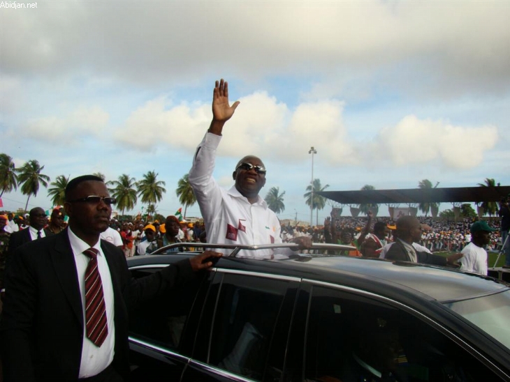 Lancement de campagne du candidat Gbagbo - 10 Bus et des dizaines d’autocars pour un meeting foiré